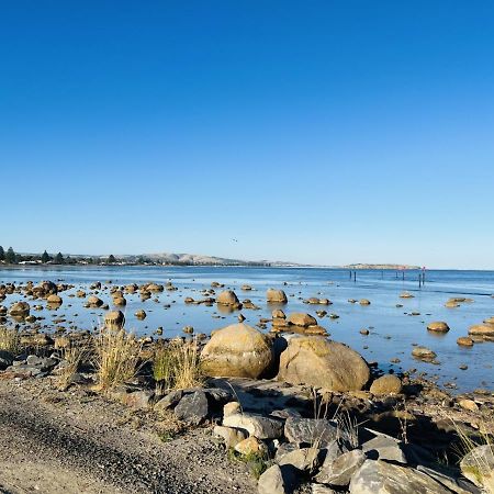 The Bluff Resort Apartments Encounter Bay Екстер'єр фото
