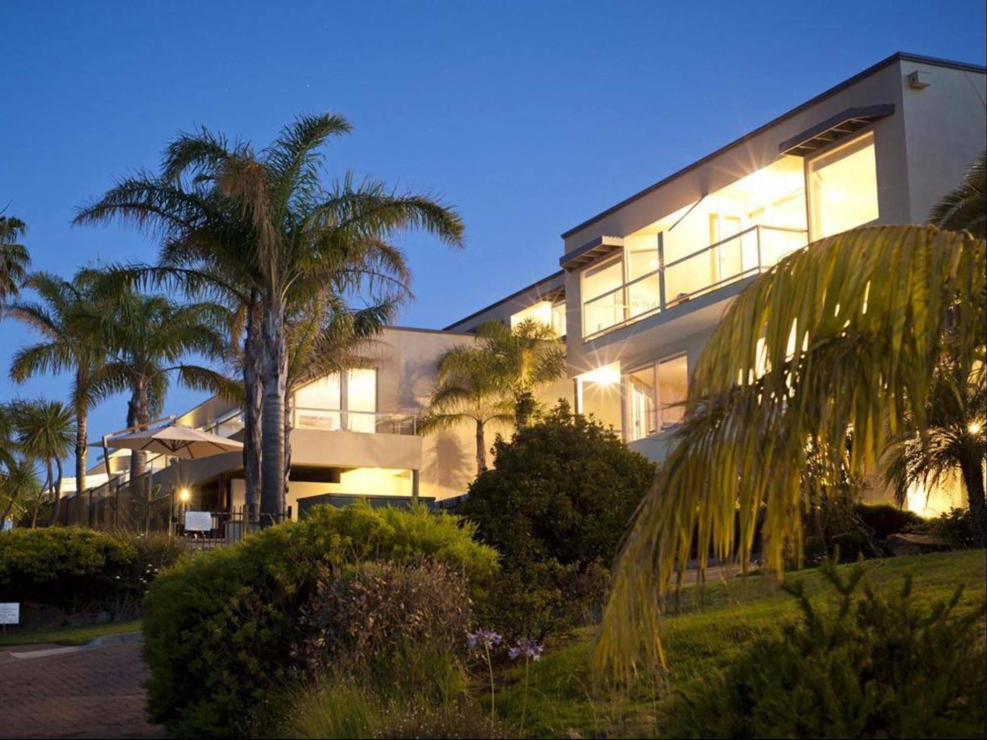 The Bluff Resort Apartments Encounter Bay Екстер'єр фото